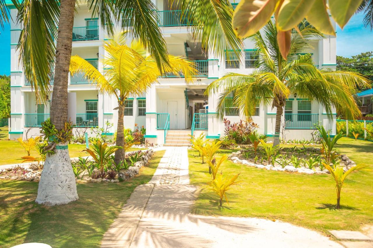 Best Western Grand Baymen Gardens San Pedro  Eksteriør billede